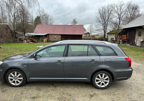 toyota avensis chocianów Toyota Avensis cena 10900 przebieg: 275000, rok produkcji 2006 z Chocianów